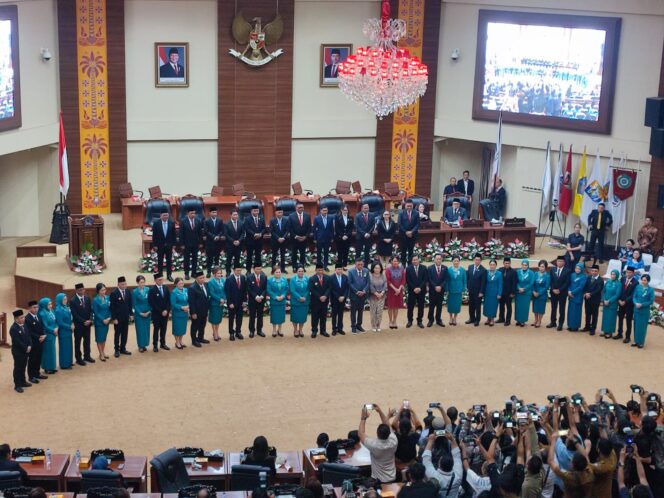 
					Yulius Selvanus dan Victor Mailangkay Tegaskan Komitmennya Bersinergi dengan Prabowo Gibran 