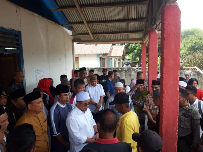 
					Warga Huntuk Geruduk Bupati Bolmut, Tuntut Kejelasan Dana Desa